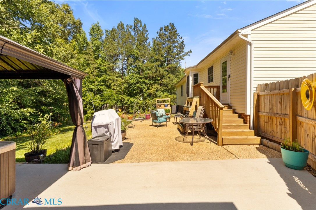 840 Upshaw Rd