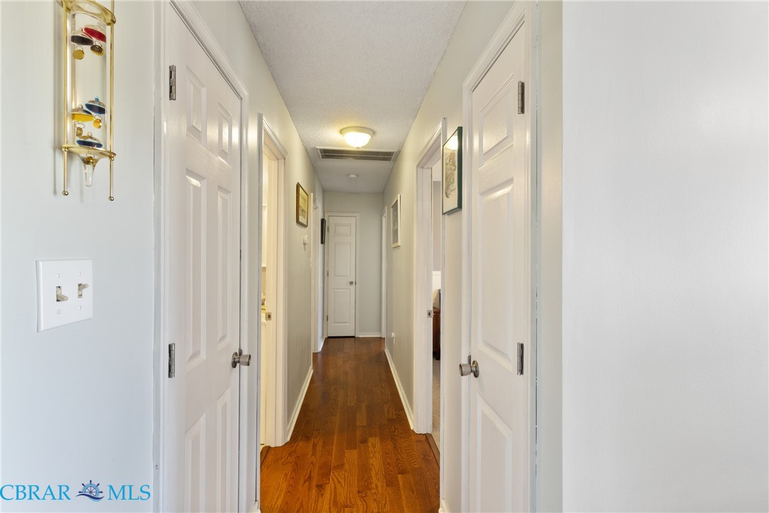 840 Upshaw Rd