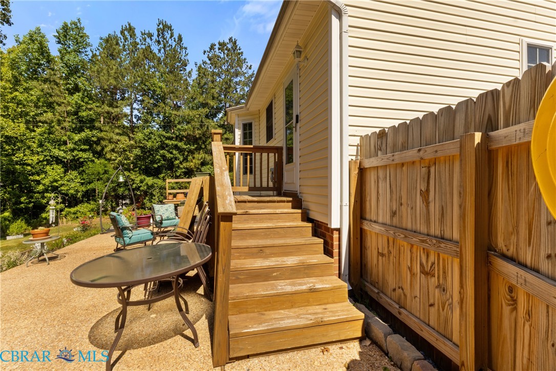 840 Upshaw Rd
