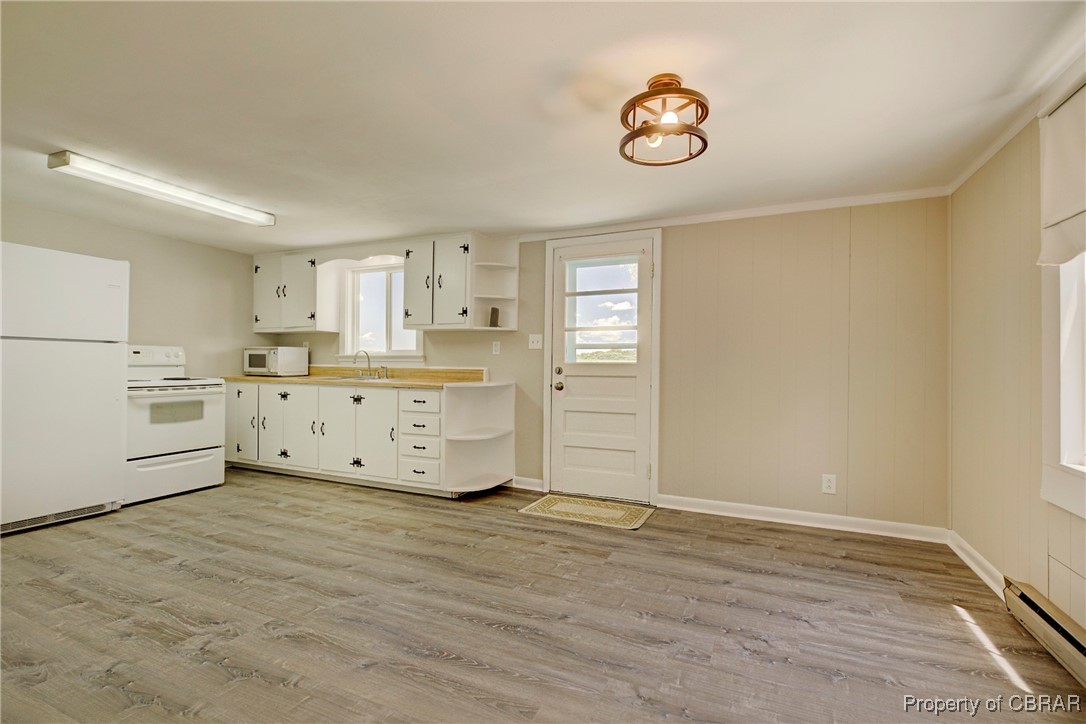 103 Robins Point Ave
