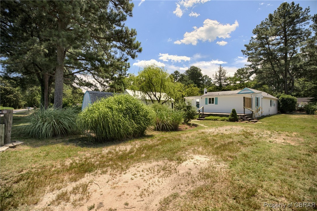 103 Robins Point Ave