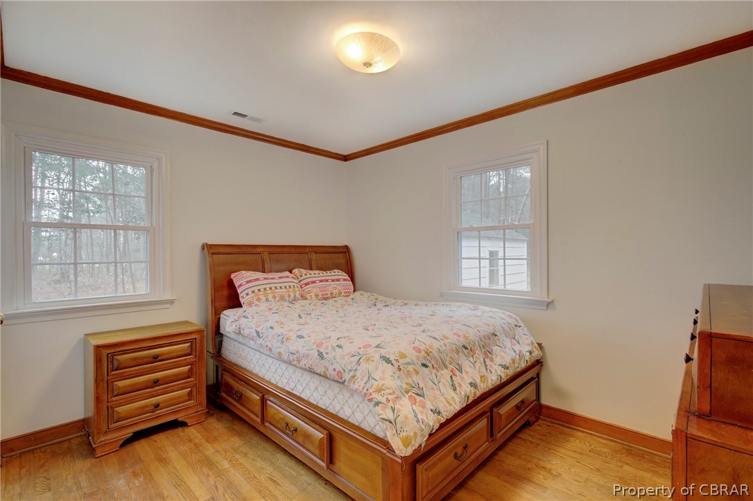 121 Blue Water Dr