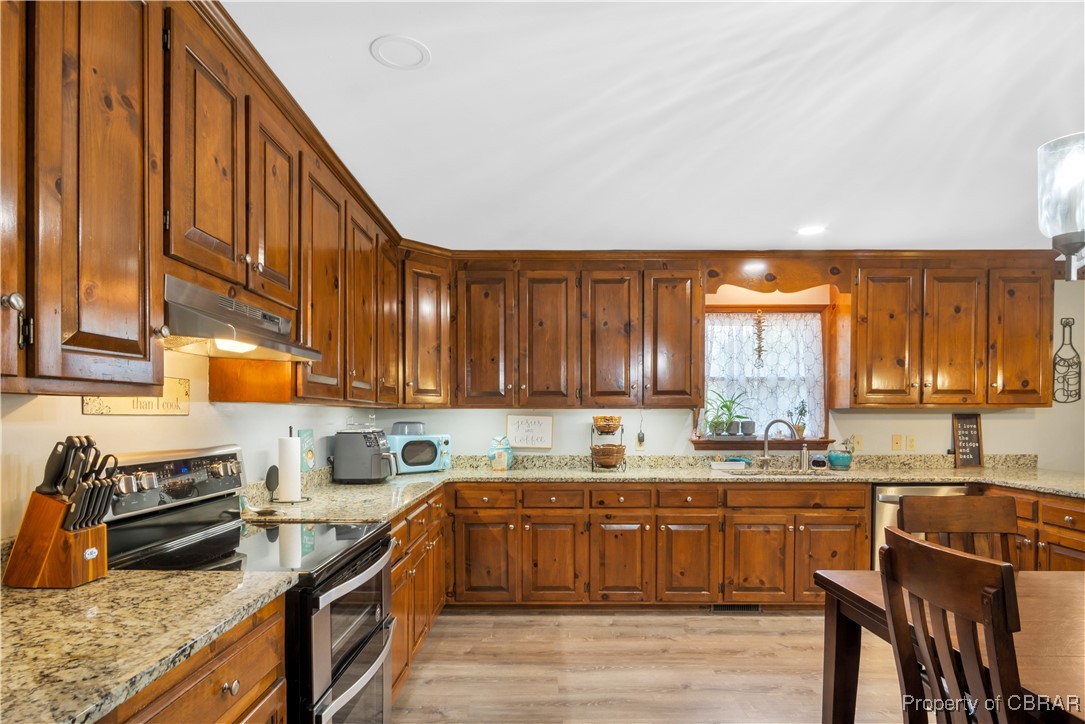 8610 Blue Heron Ln