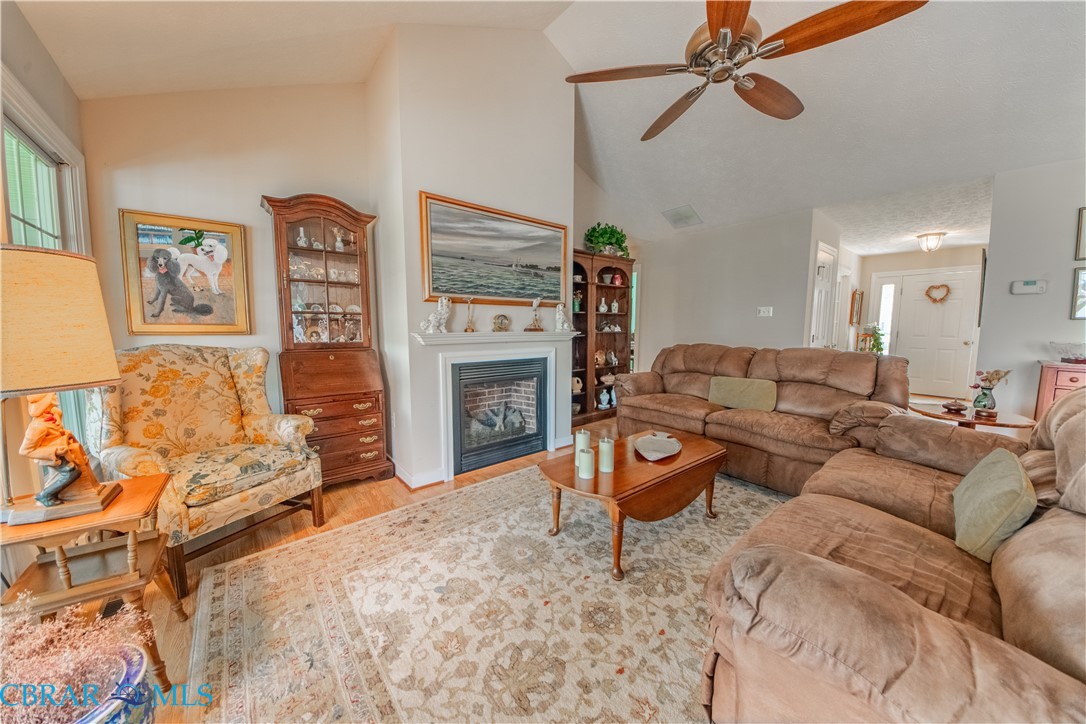 397 Jackson Dr