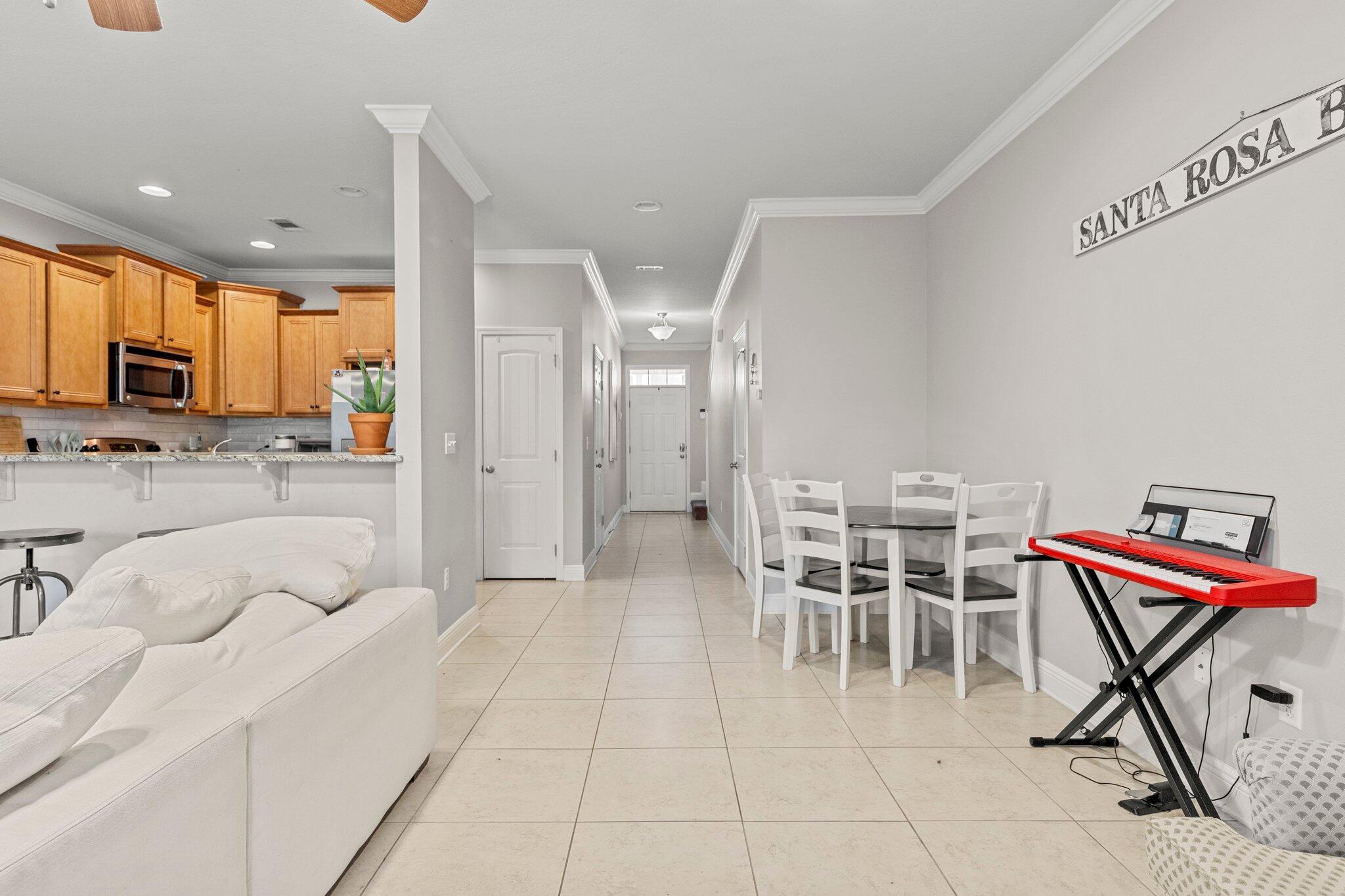 20 E Shady Oaks Drive, UNIT B