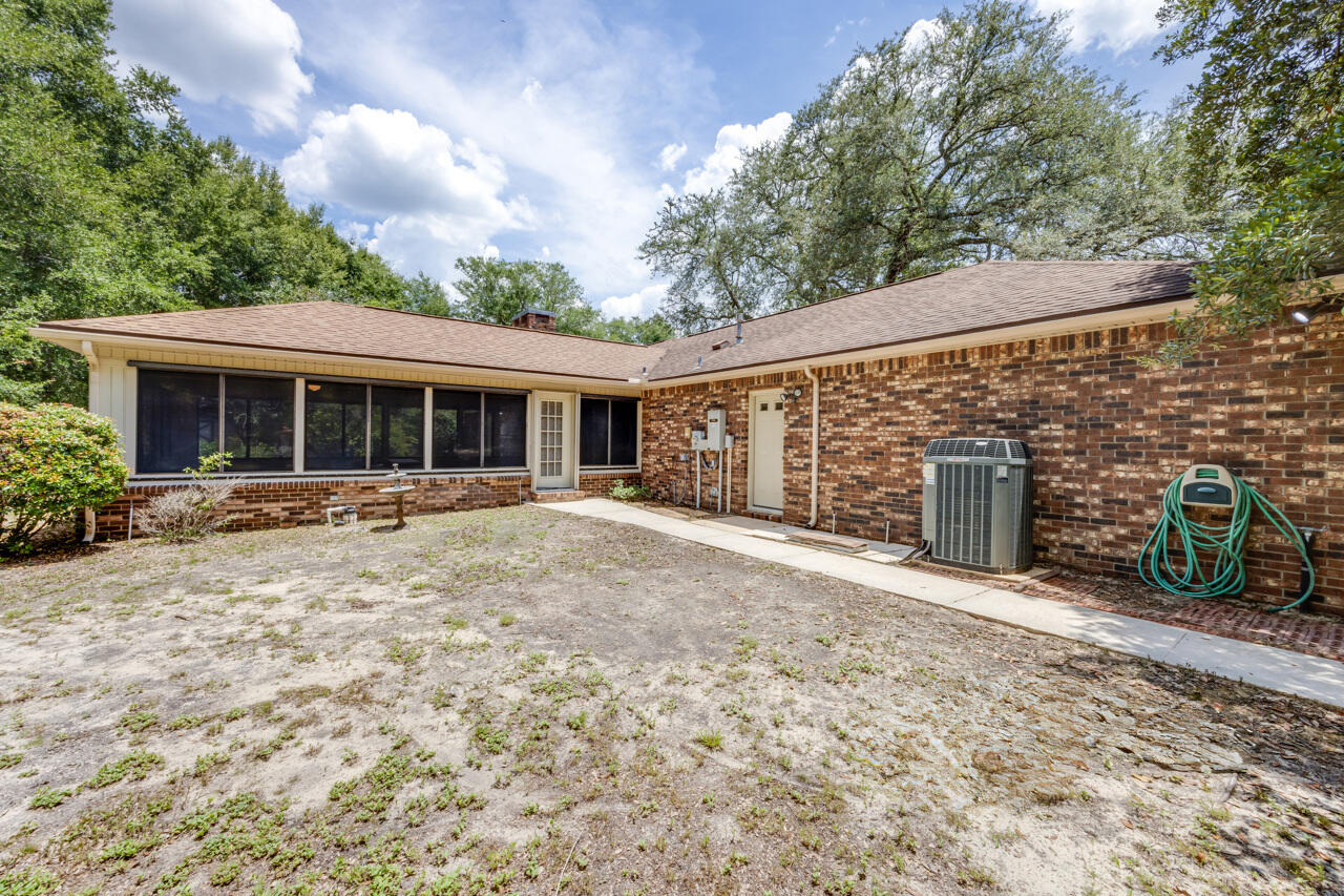 2601 Edgewater Drive