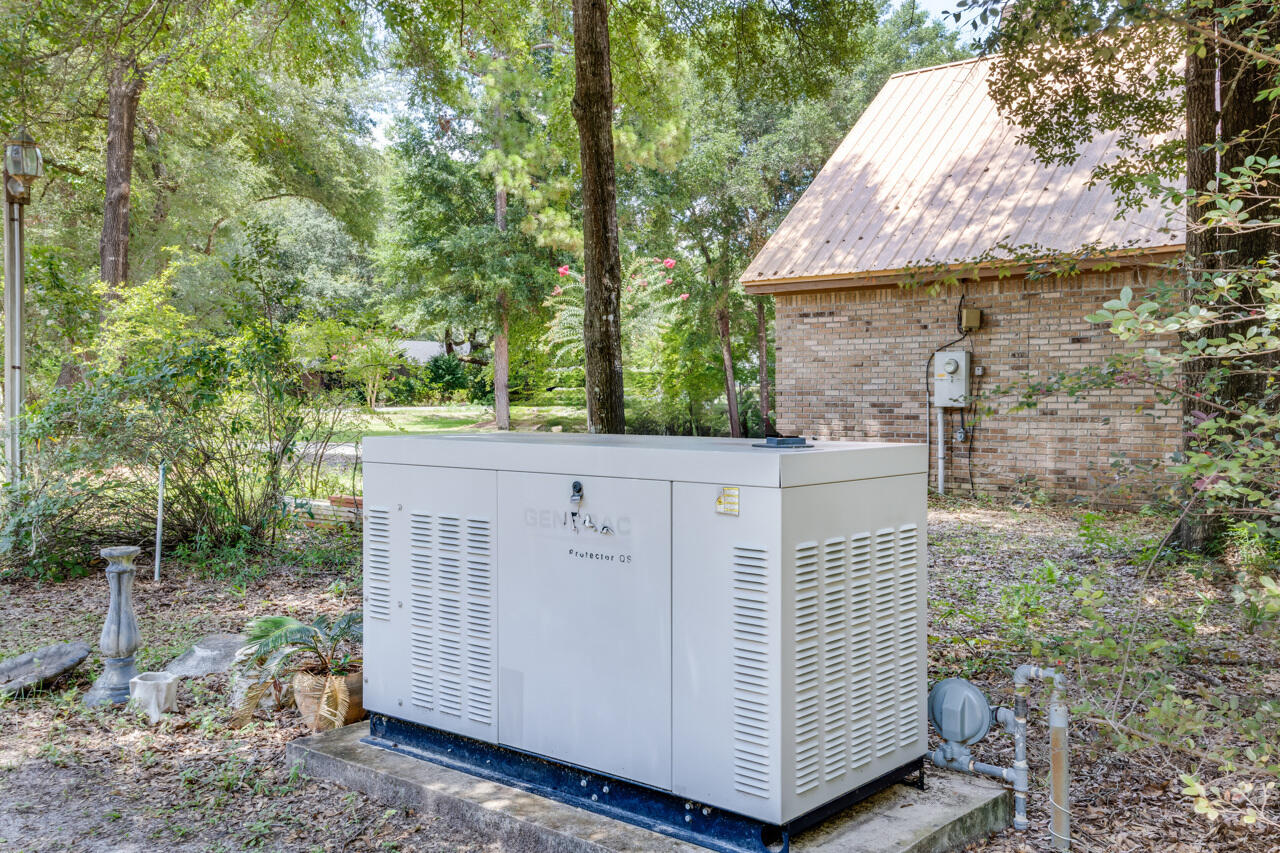 2601 Edgewater Drive