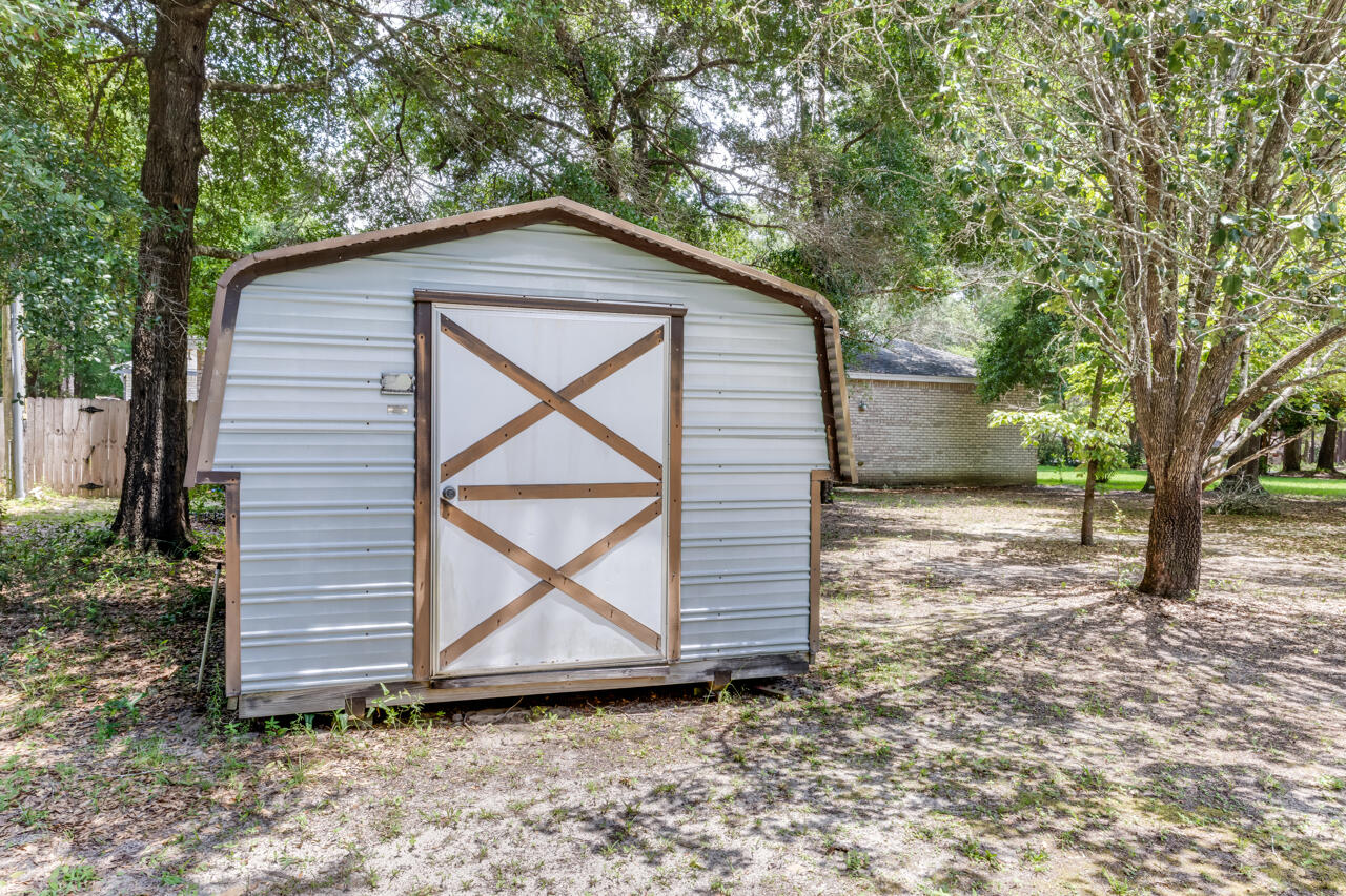 2601 Edgewater Drive