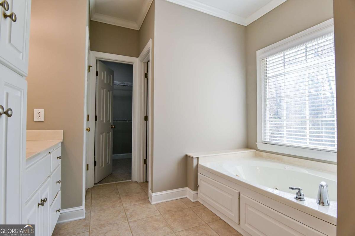 1010 Oaklake Terrace