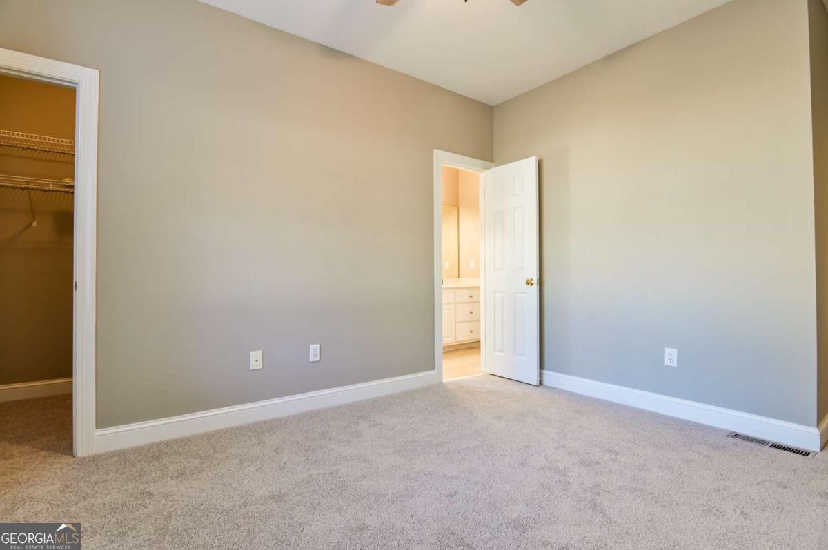 1010 Oaklake Terrace