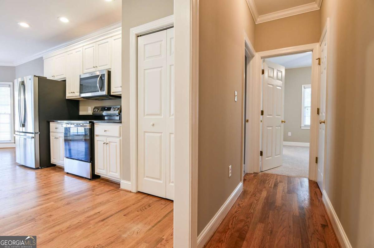 1010 Oaklake Terrace