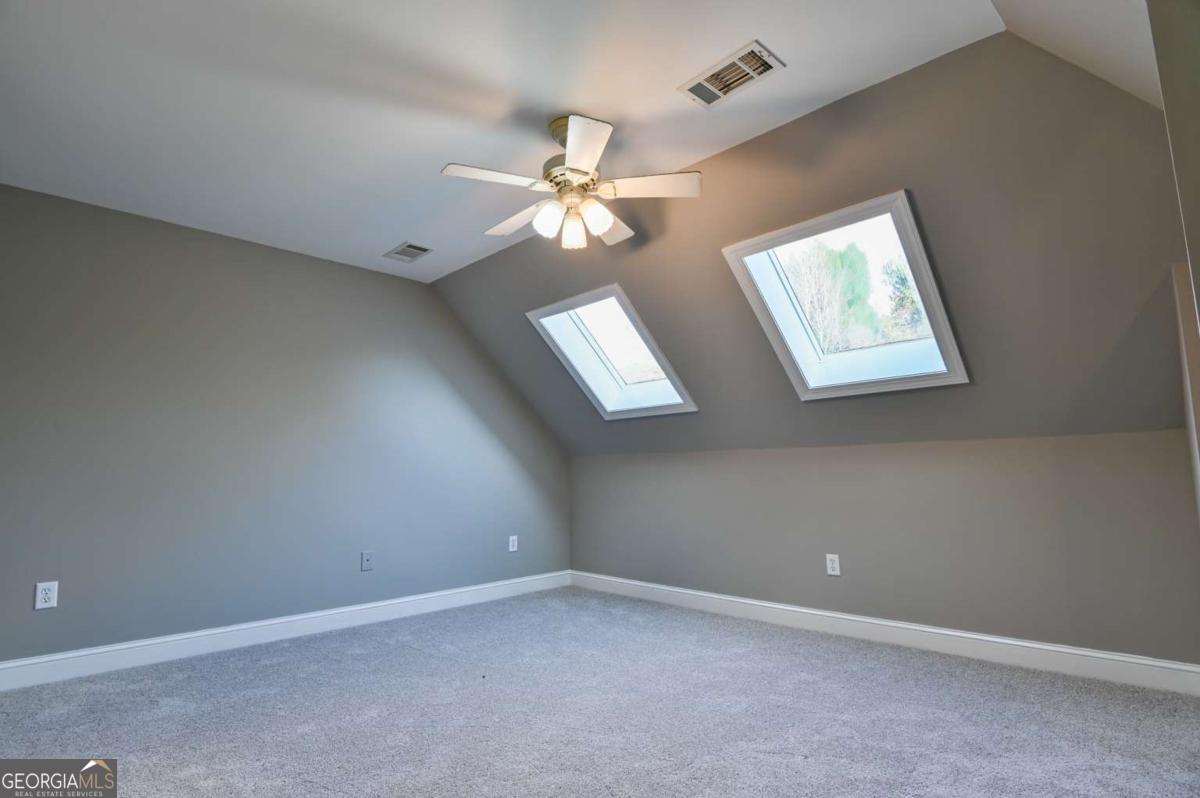 1010 Oaklake Terrace