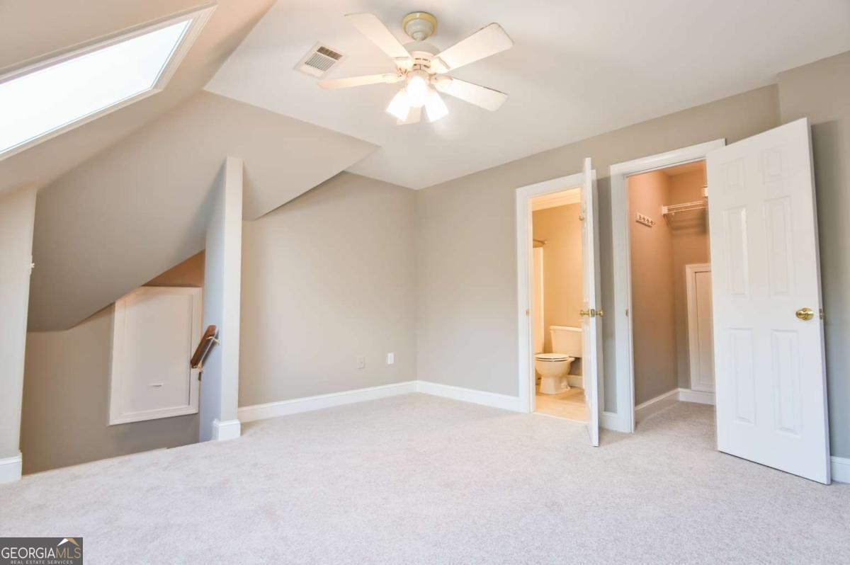 1010 Oaklake Terrace