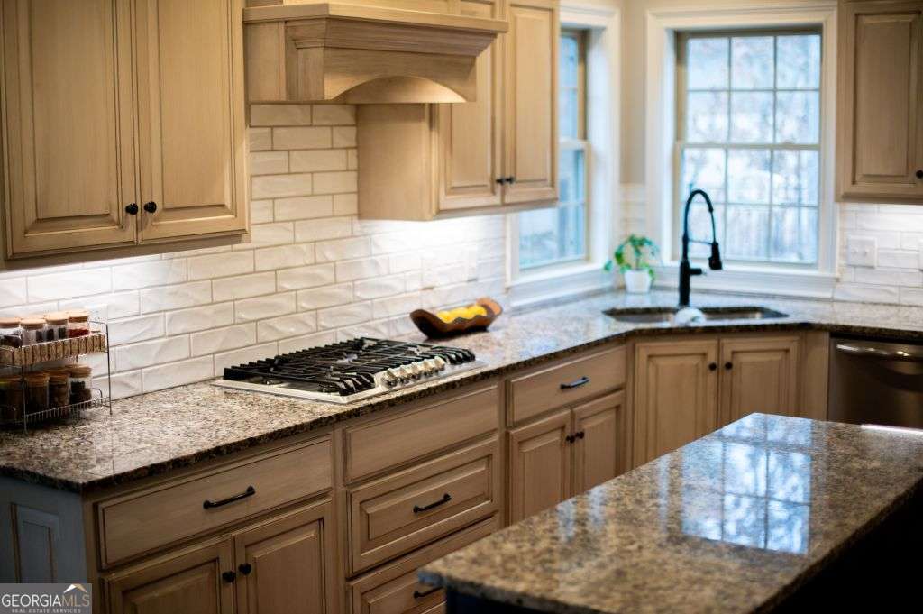 1858 Boulder Ridge Lane