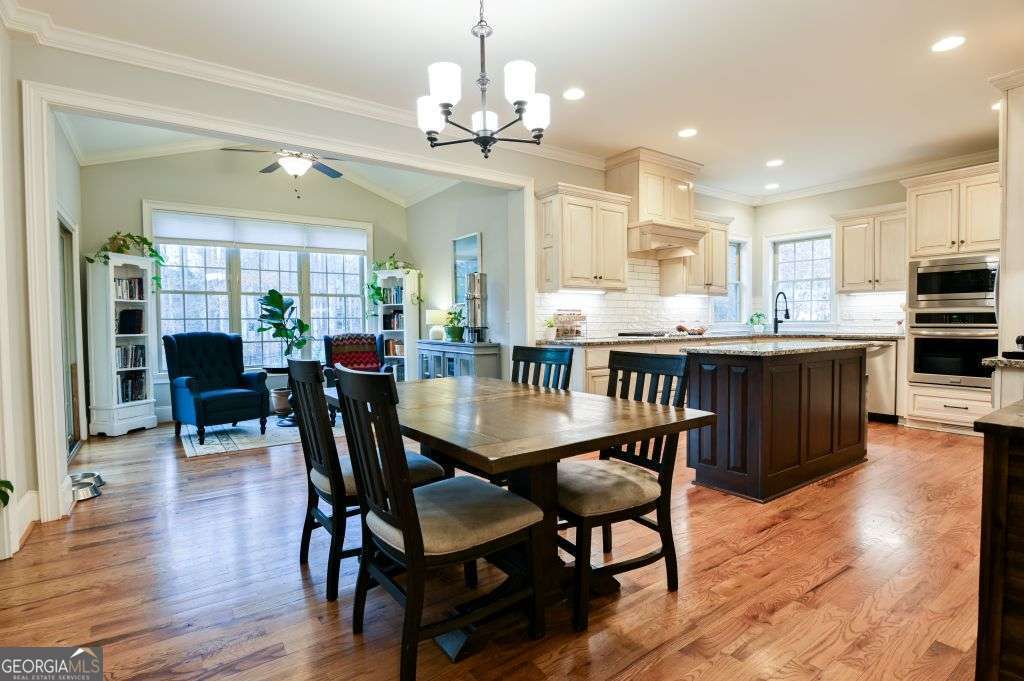 1858 Boulder Ridge Lane