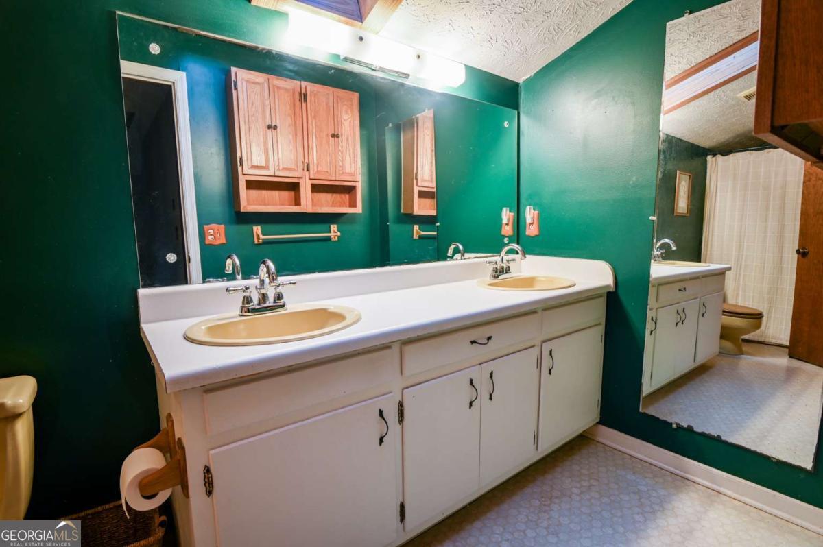 2020 Clotfelter Road