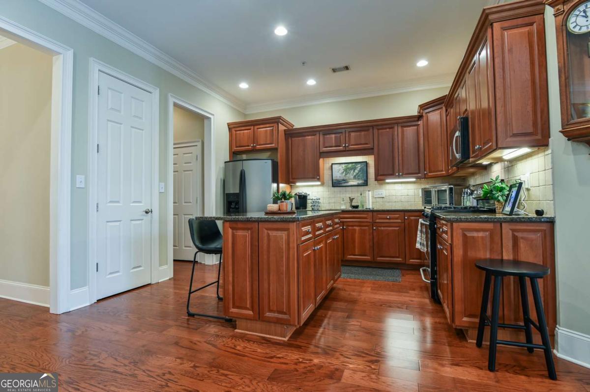 100 Ansonborough Lane