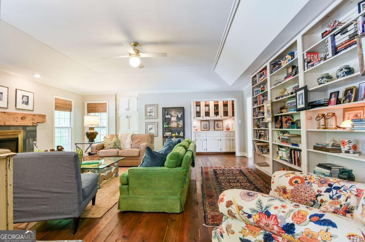 1020 Ferncreek Drive