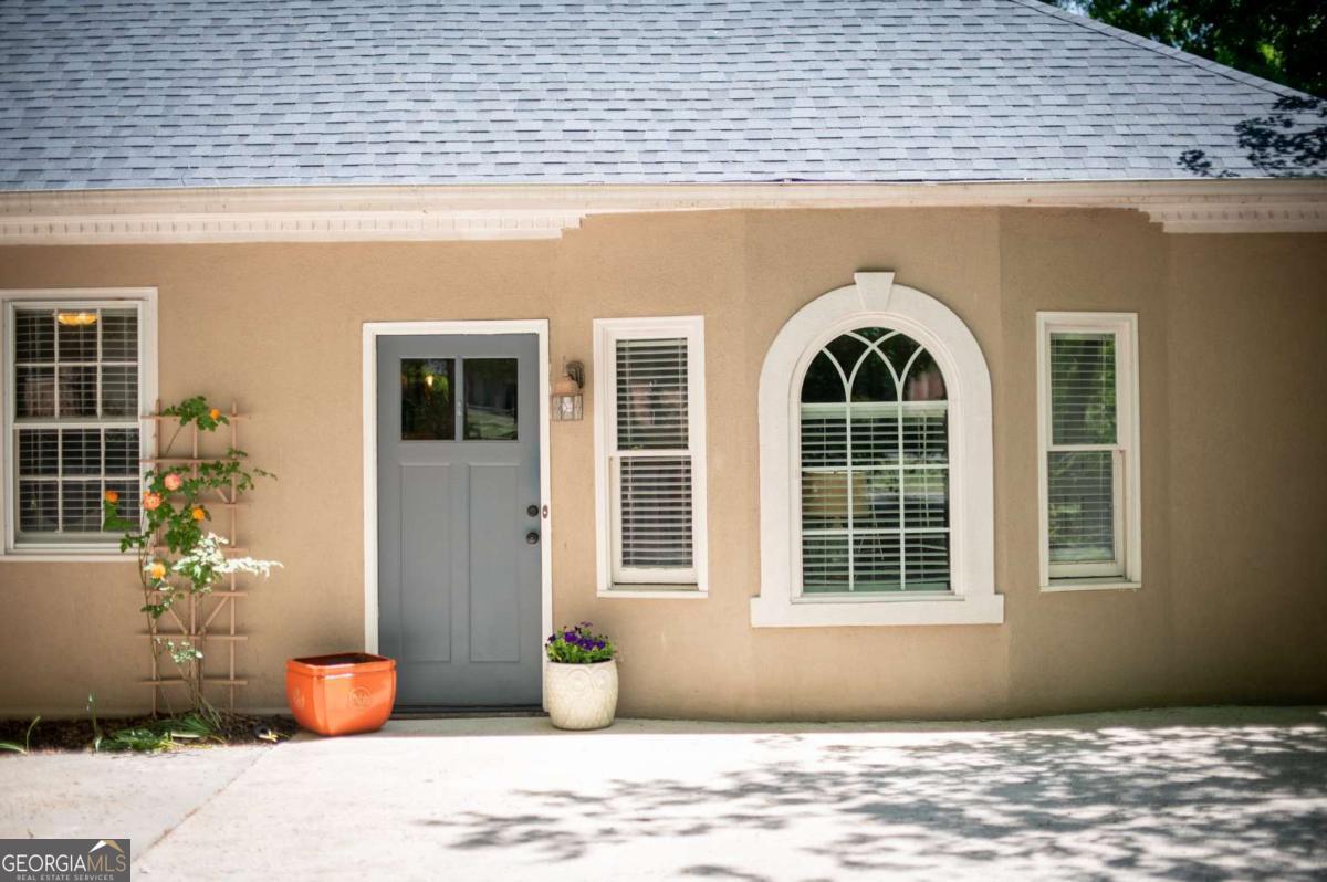 1020 Ferncreek Drive