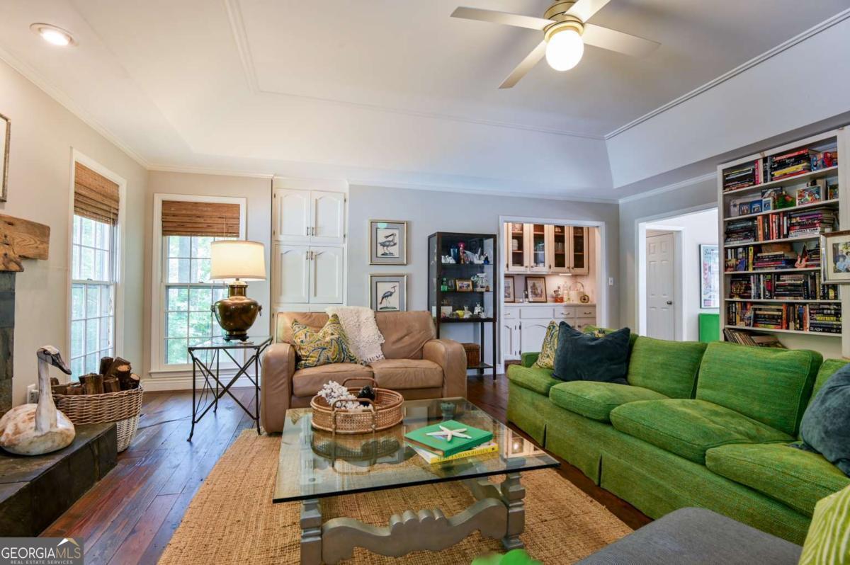 1020 Ferncreek Drive