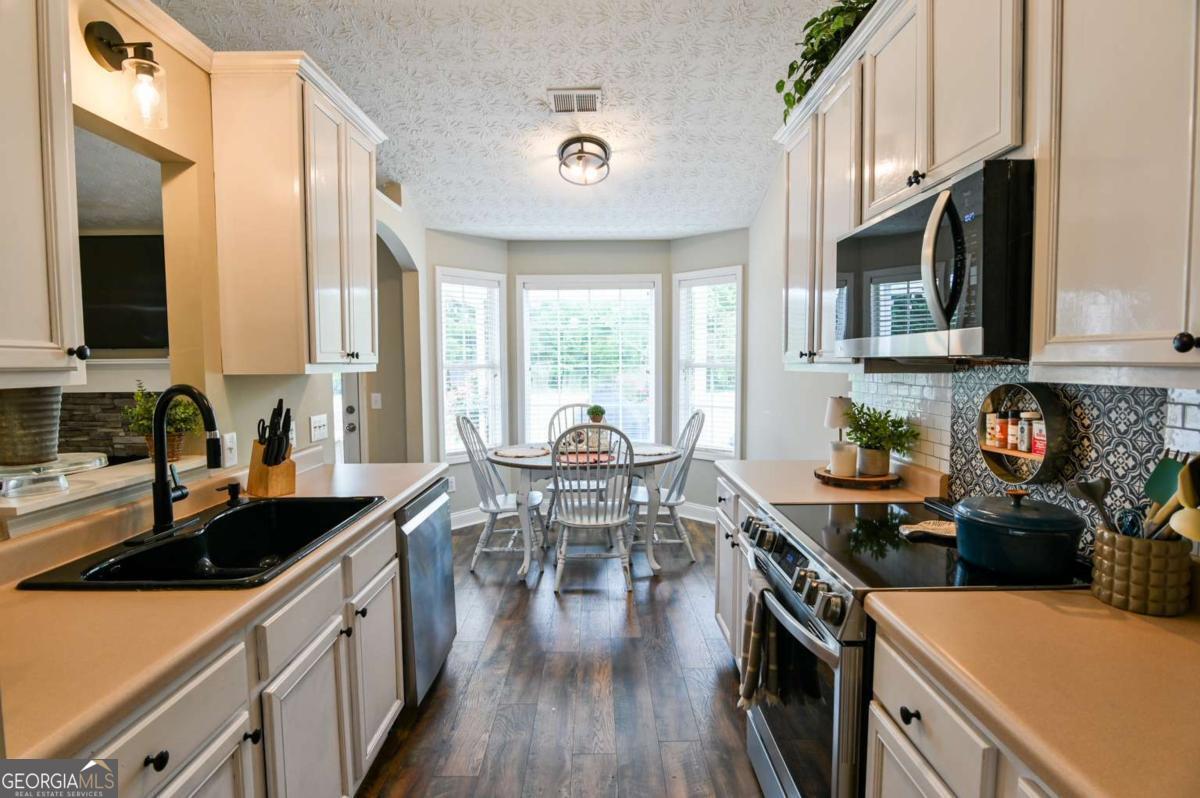 1080 Stone Shoals Court