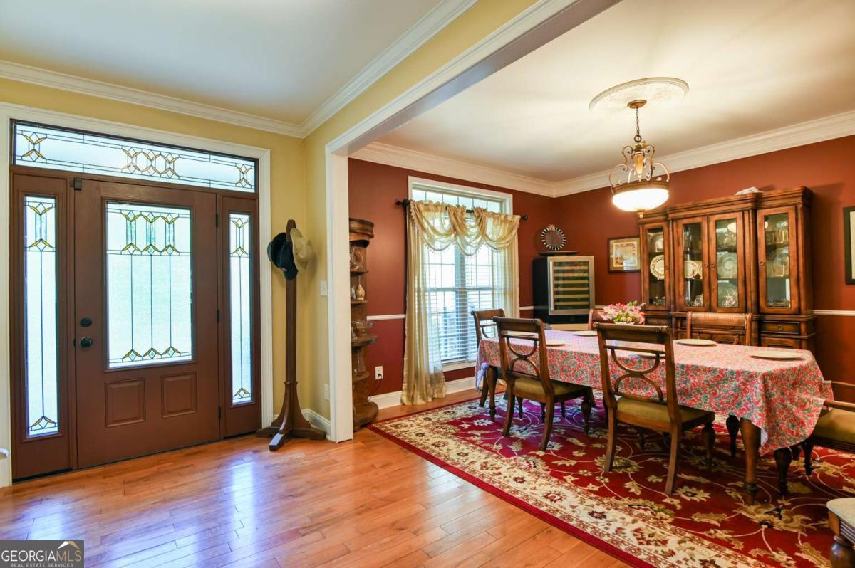 283 Creekside Drive