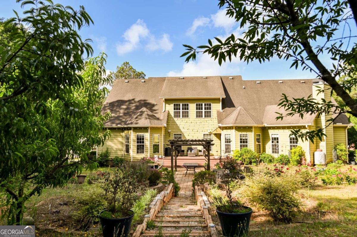 283 Creekside Drive