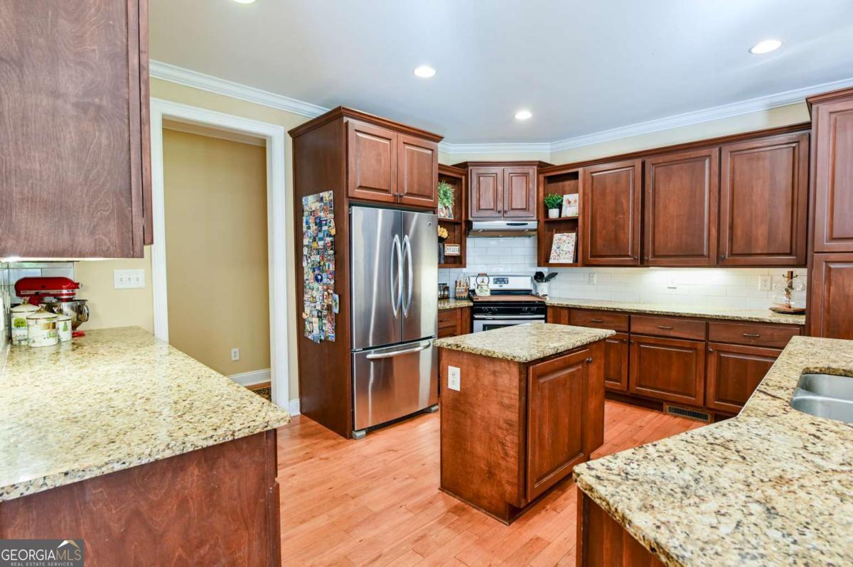 283 Creekside Drive