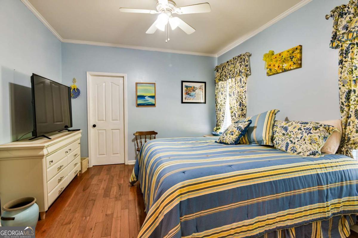 283 Creekside Drive