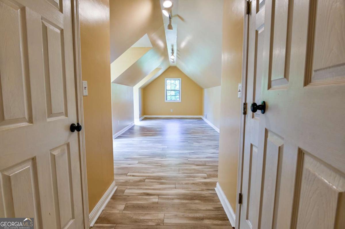 283 Creekside Drive