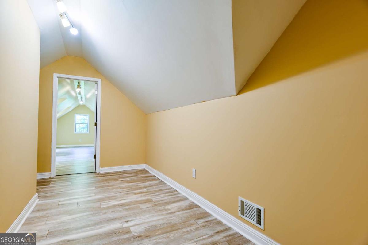 283 Creekside Drive
