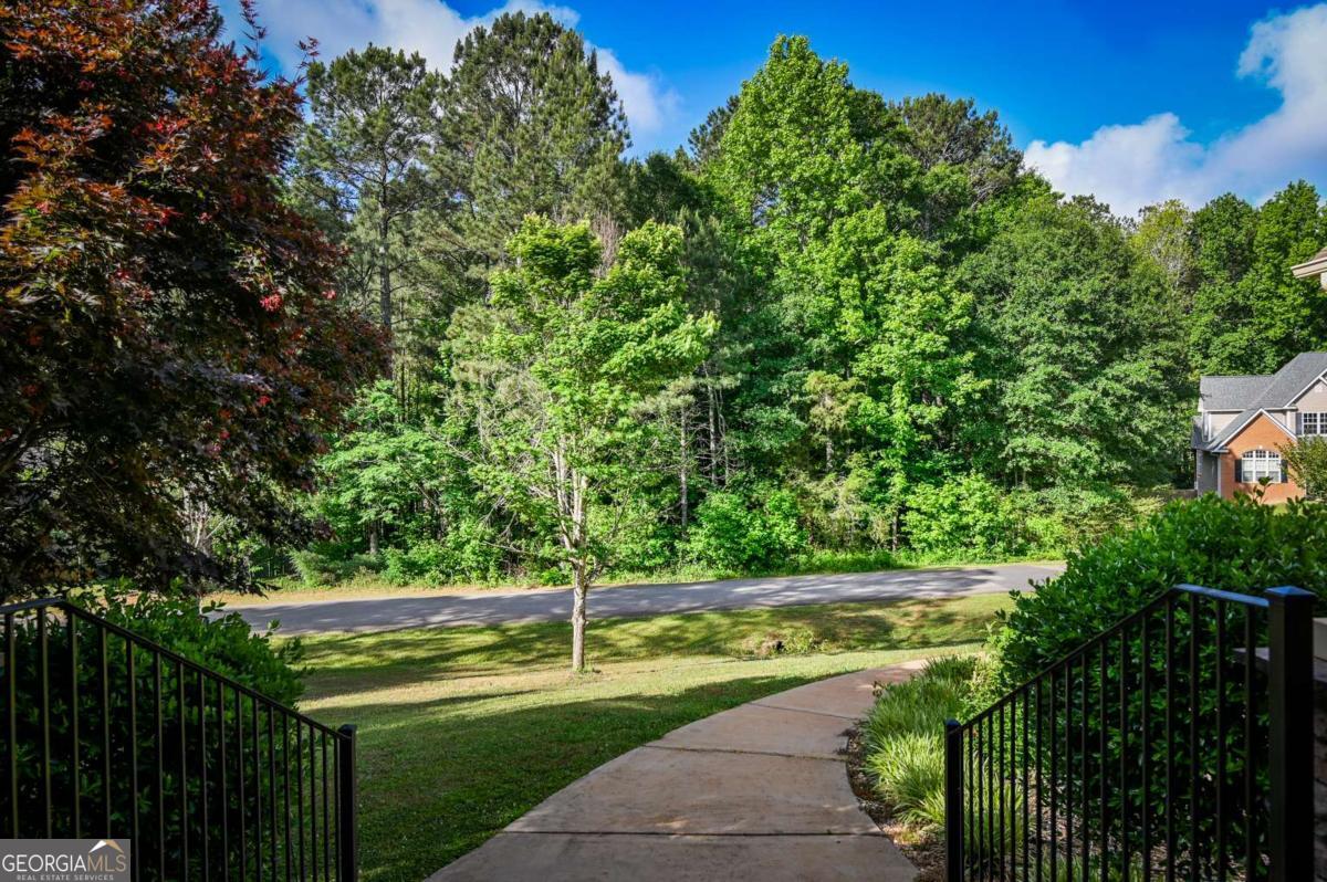 283 Creekside Drive