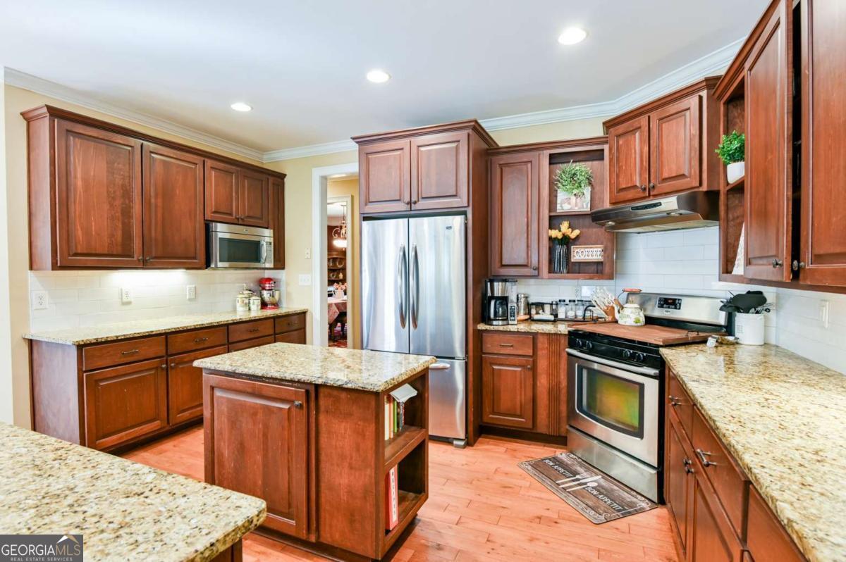 283 Creekside Drive
