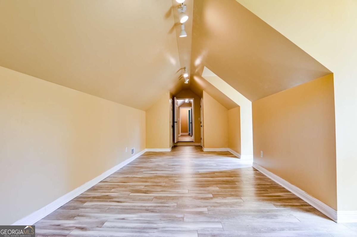 283 Creekside Drive