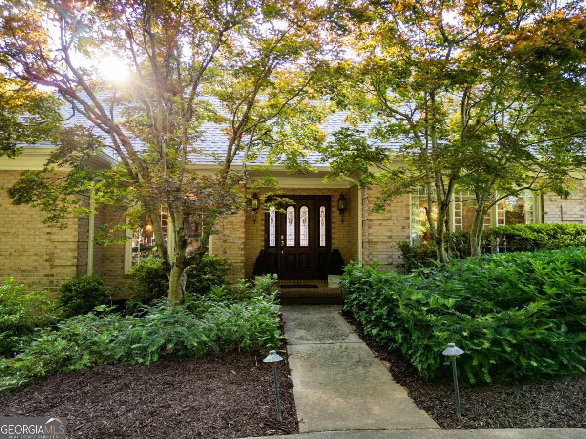 1010 Forrest Hills Point