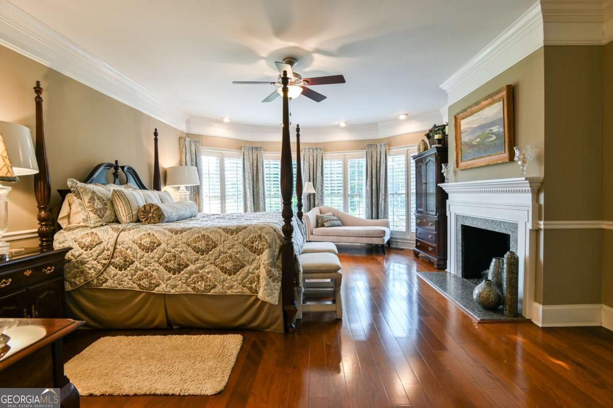 1010 Forrest Hills Point