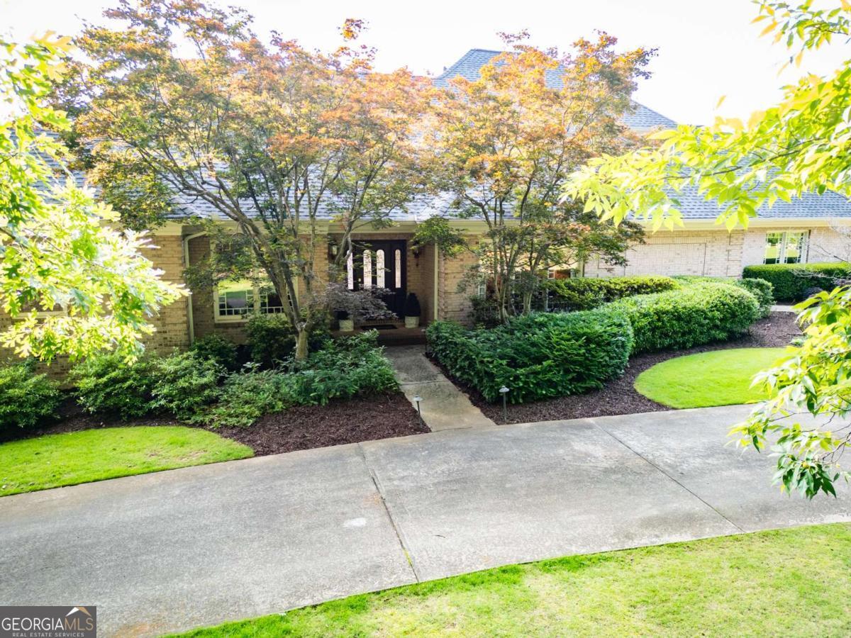 1010 Forrest Hills Point