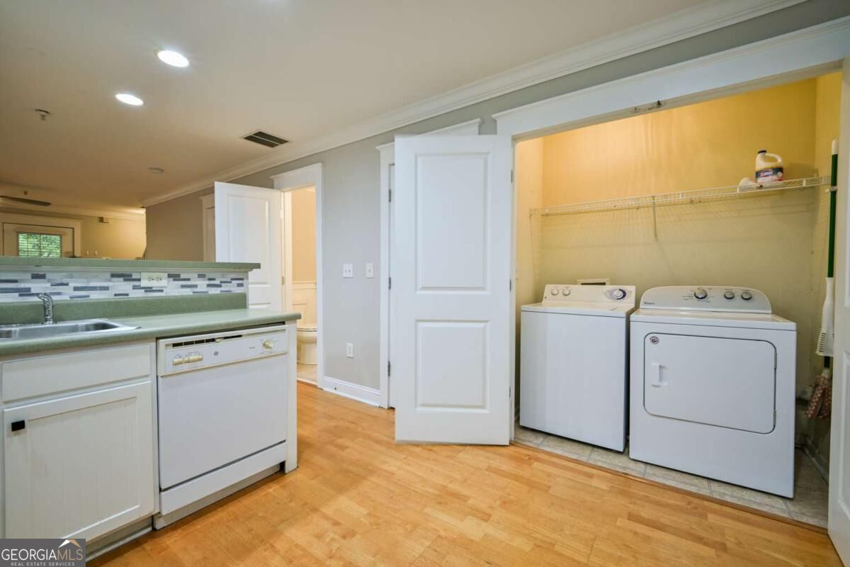 1035 Barnett Shoals Road # 131