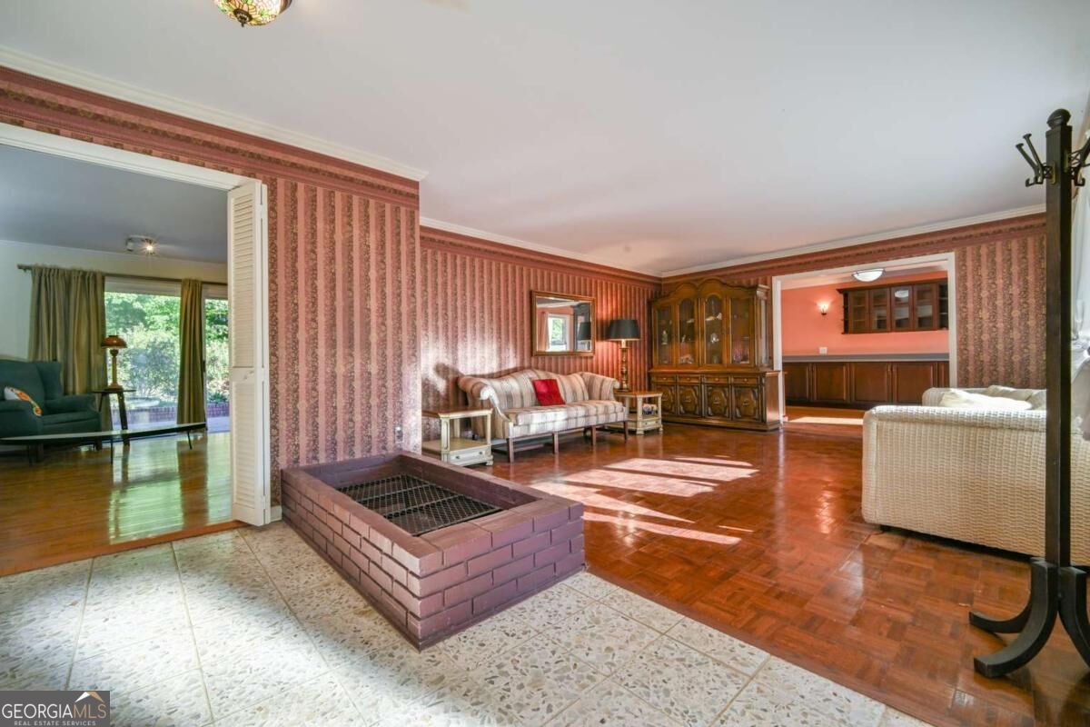 281 Hunnicutt Drive