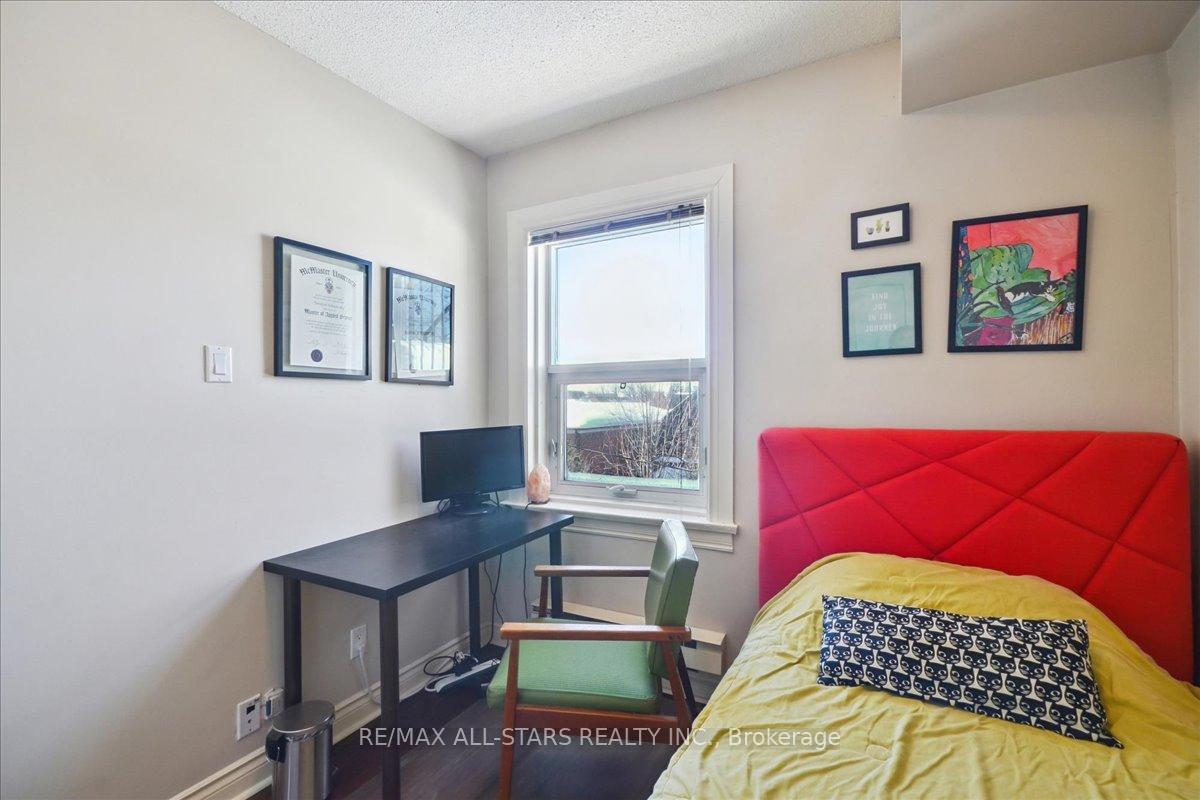 114 Vaughan Road 307