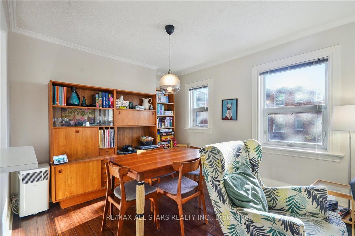 114 Vaughan Road 307