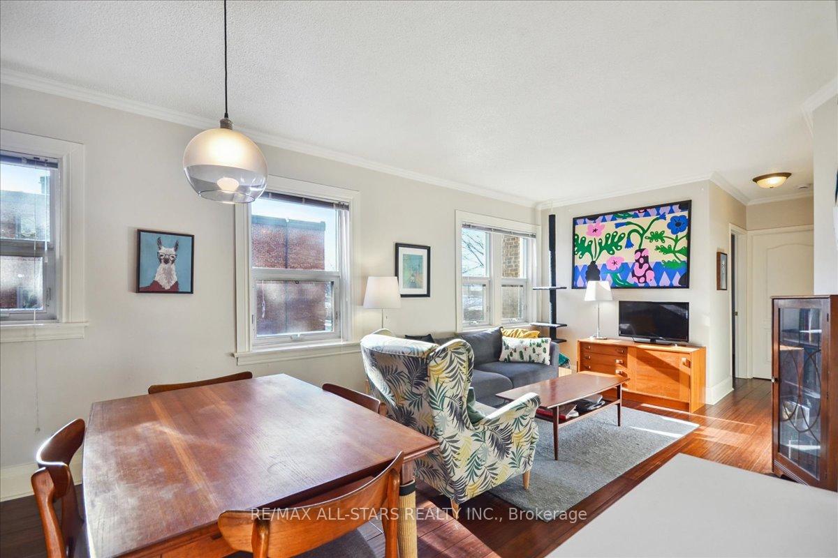 114 Vaughan Road 307