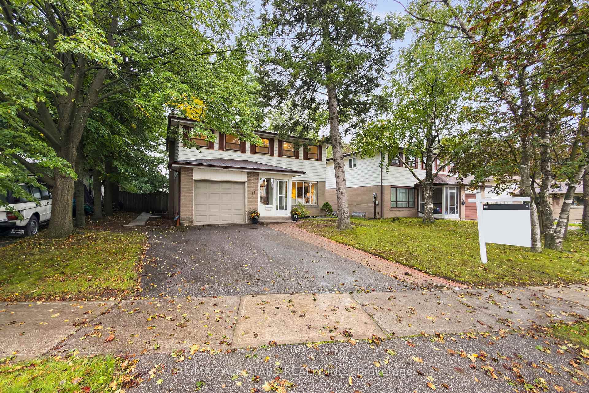 11 Gillbank Crescent, Toronto