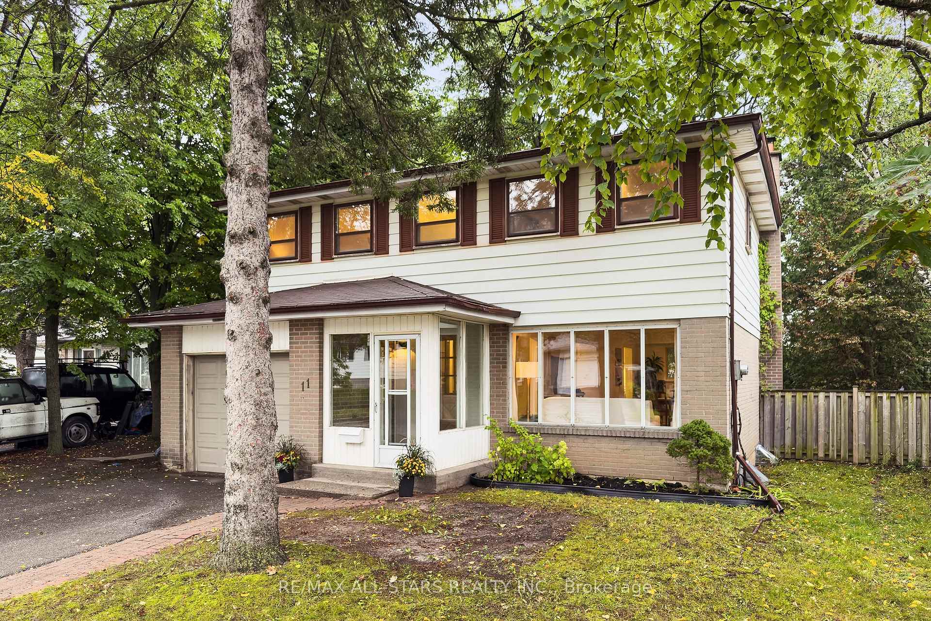 11 Gillbank Crescent, Toronto