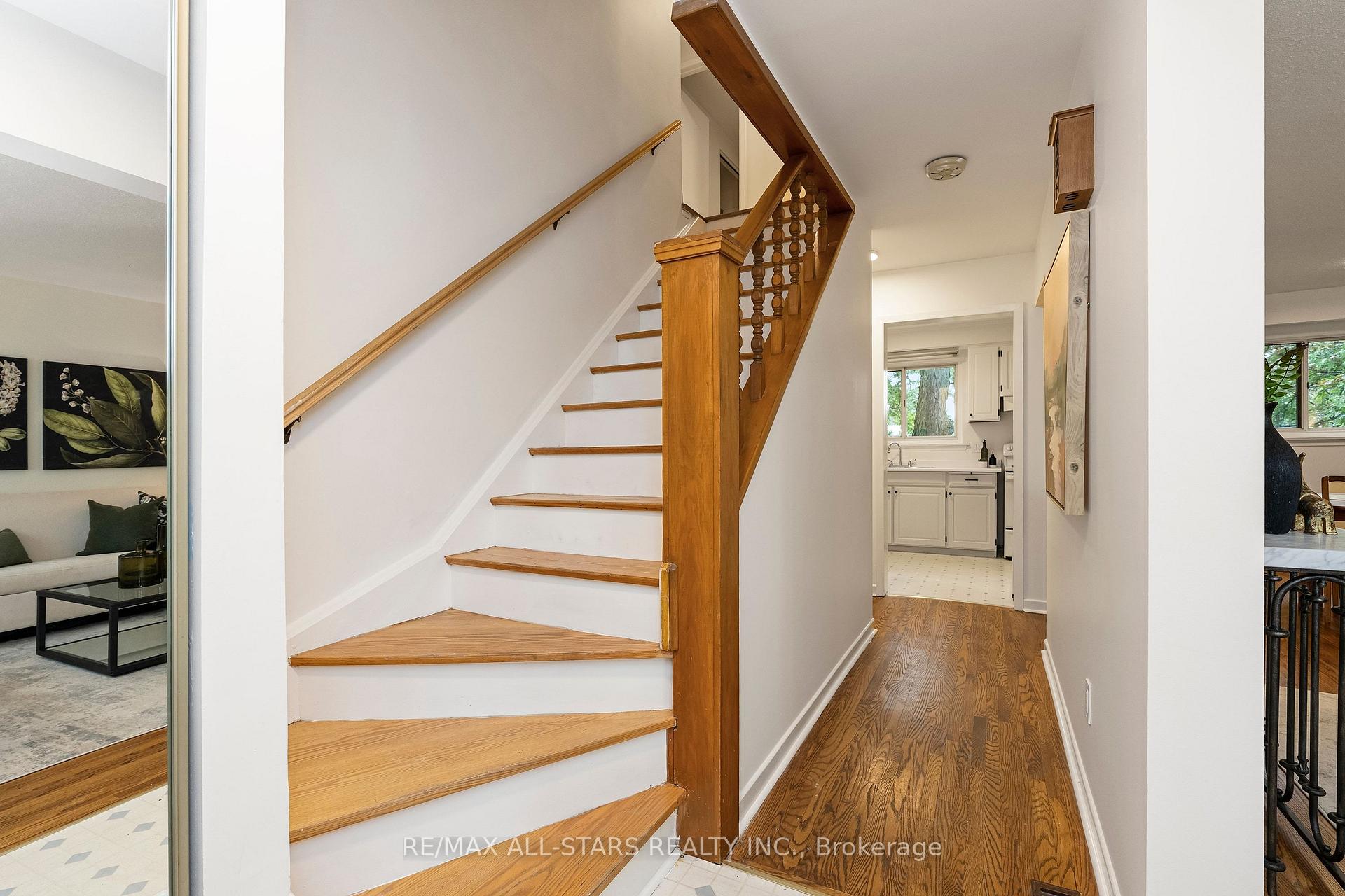 11 Gillbank Crescent, Toronto