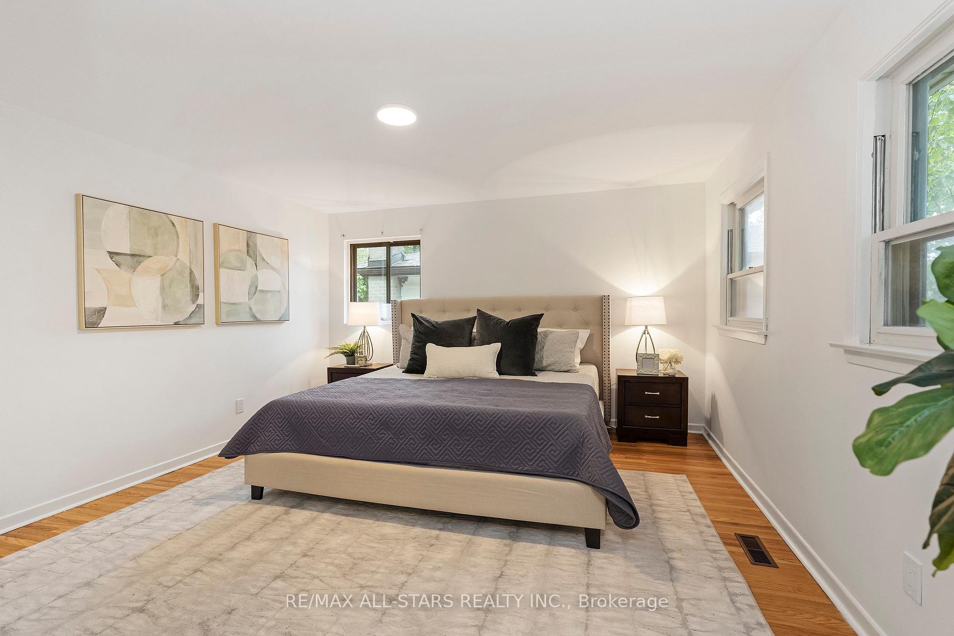 11 Gillbank Crescent, Toronto
