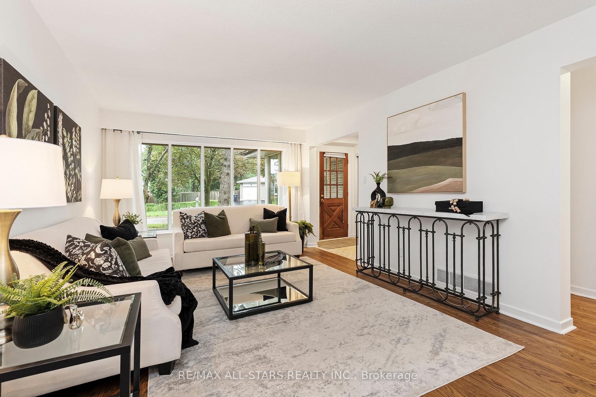 11 Gillbank Crescent, Toronto