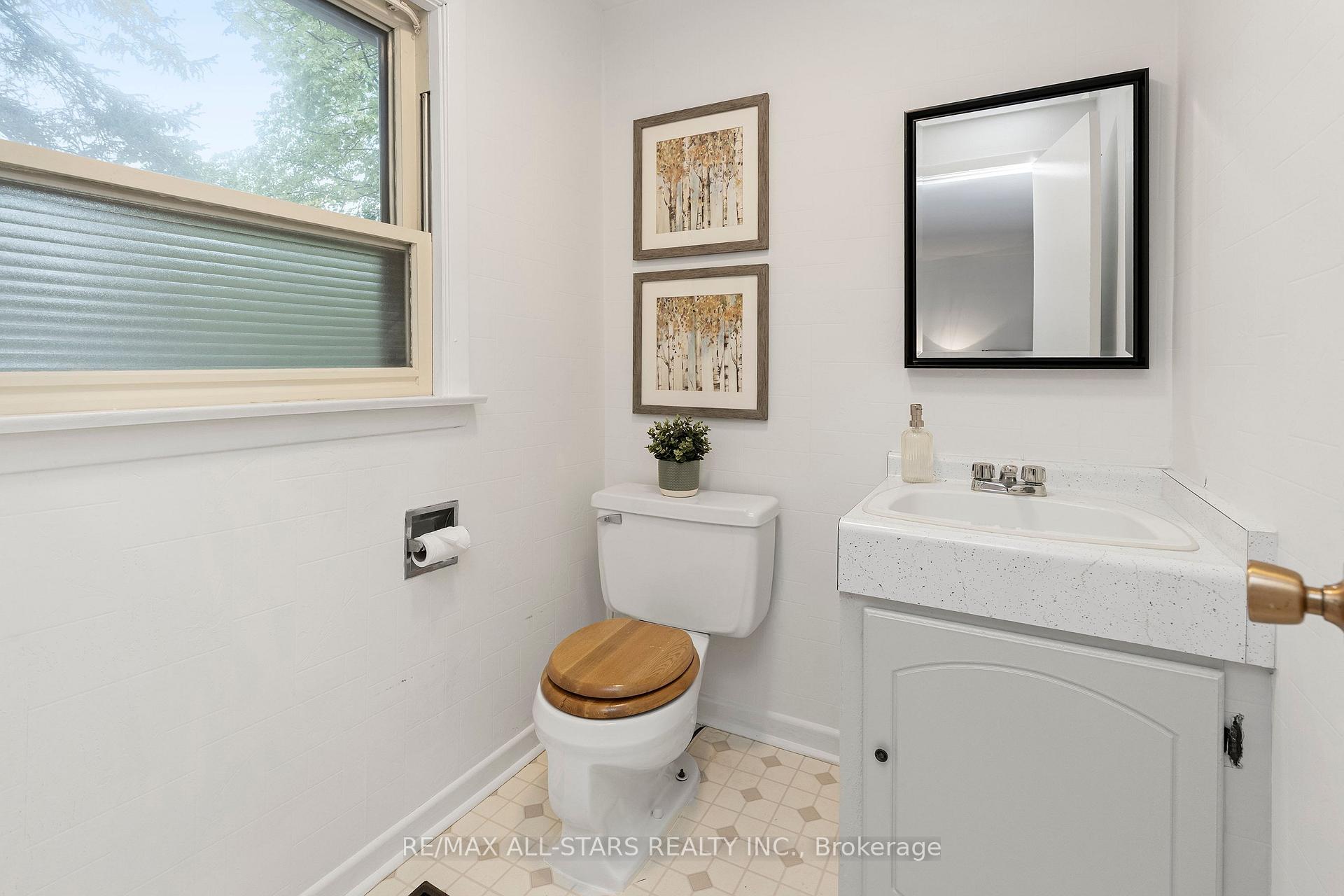 11 Gillbank Crescent, Toronto