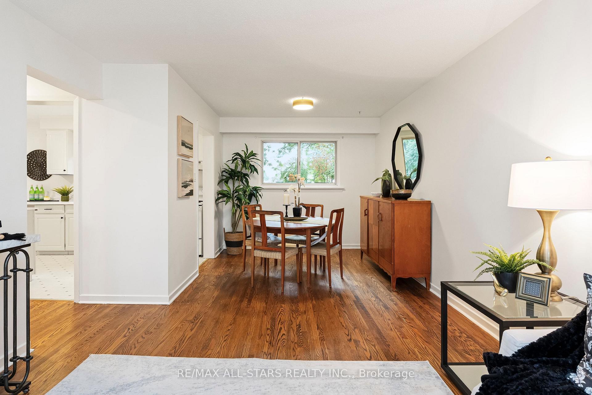 11 Gillbank Crescent, Toronto