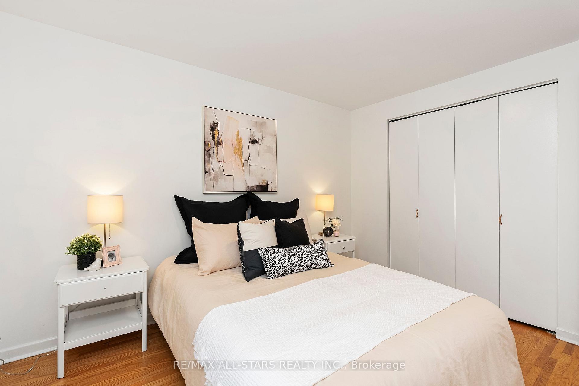 11 Gillbank Crescent, Toronto